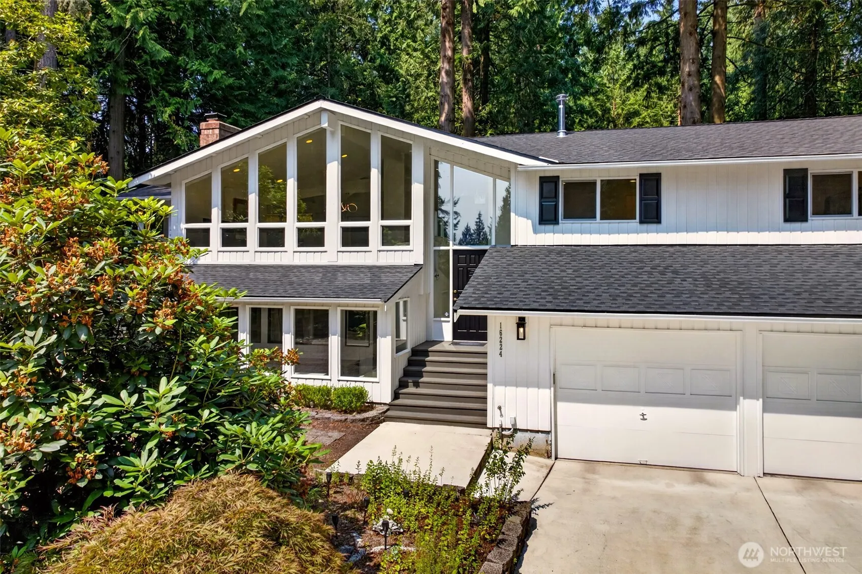 Property photo for 16224 195th Place Ne, Woodinville photo 3