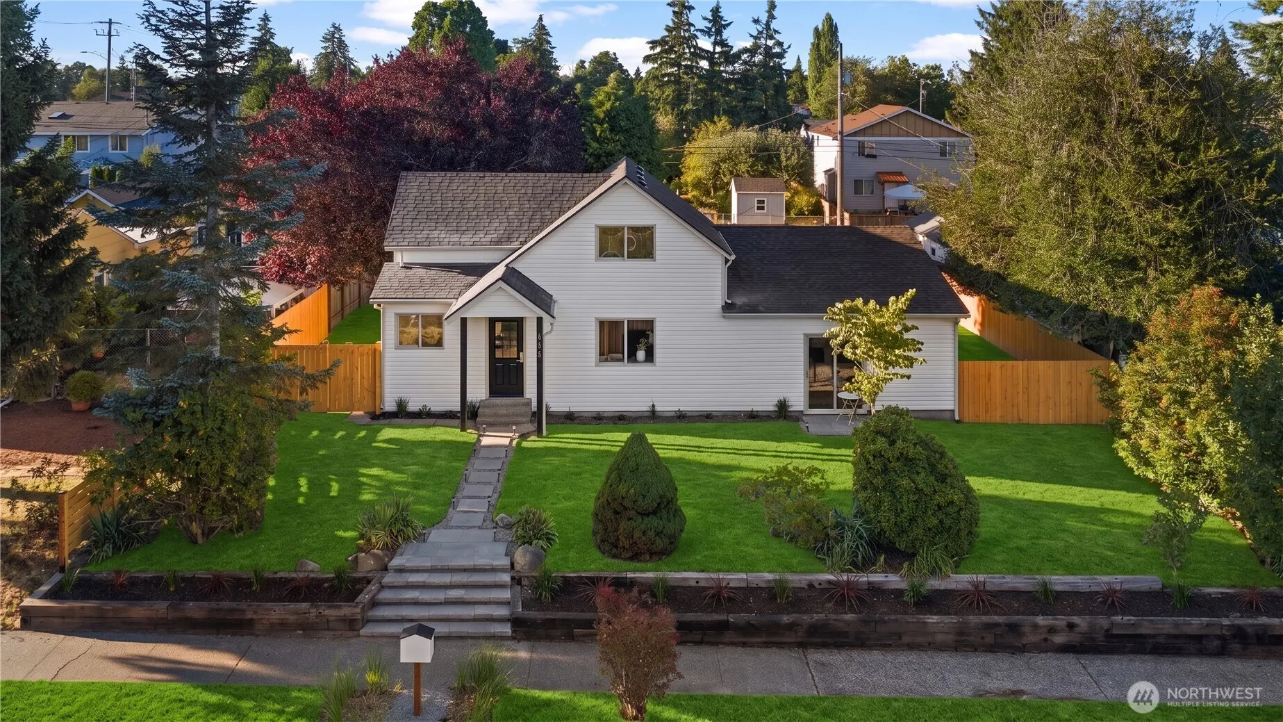 Property photo for 815 E 60th Street, Tacoma photo 2