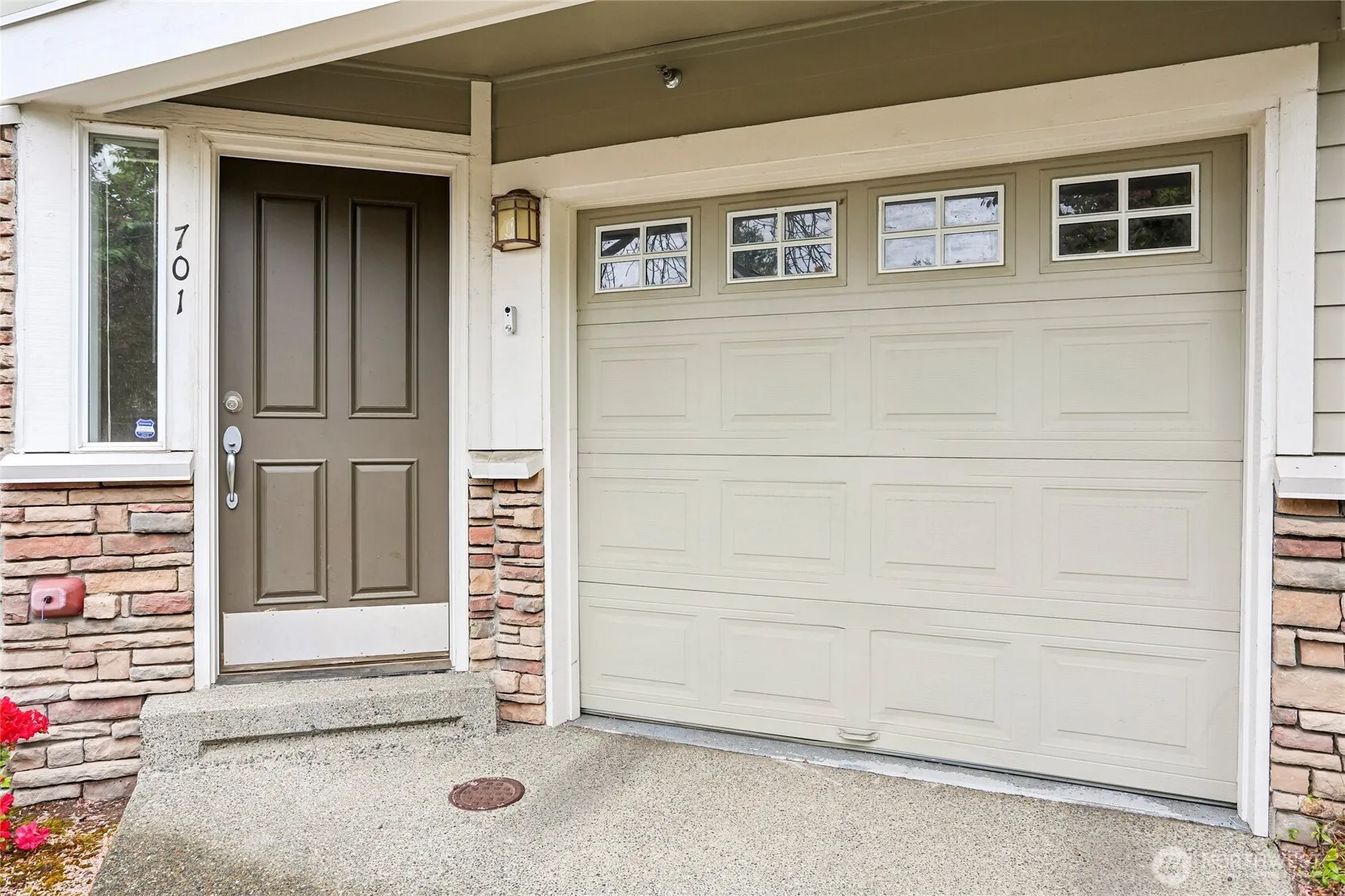 Property photo for 11875 Se 4th Place #701, Bellevue photo 4