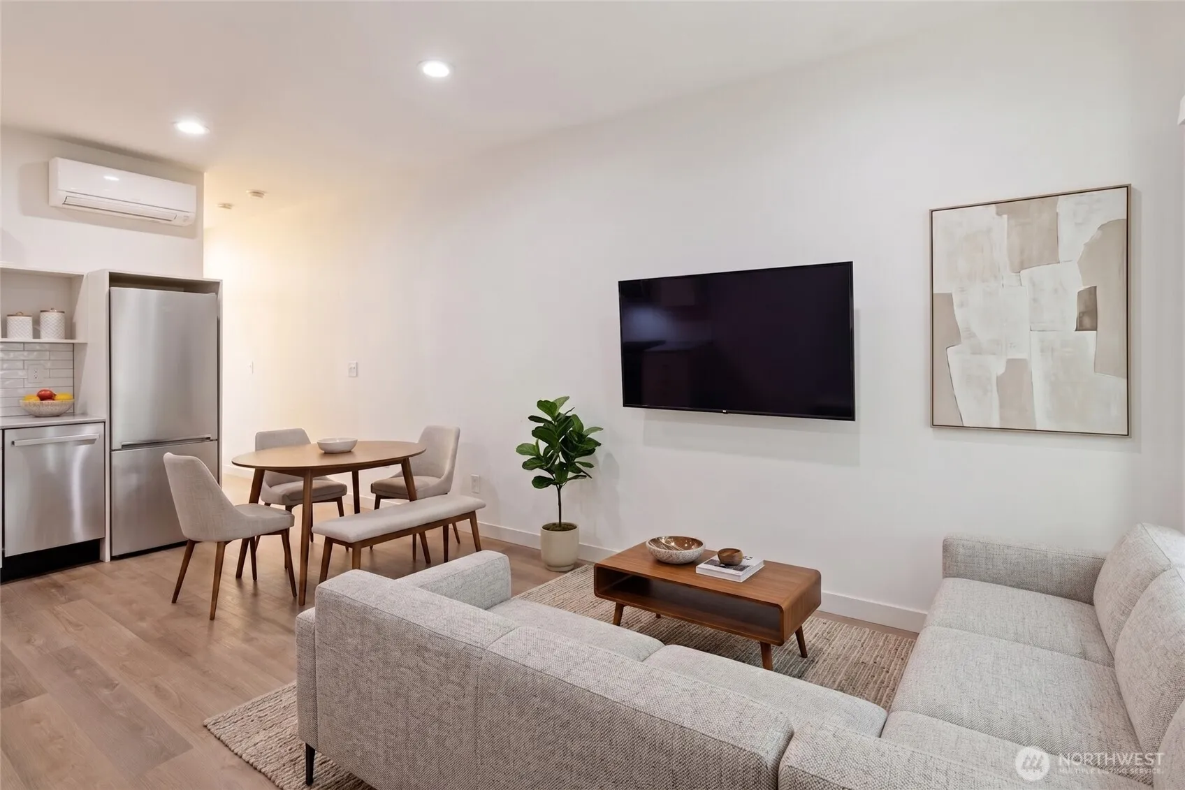 Property photo for 1801 20th Avenue #b, Seattle photo 3