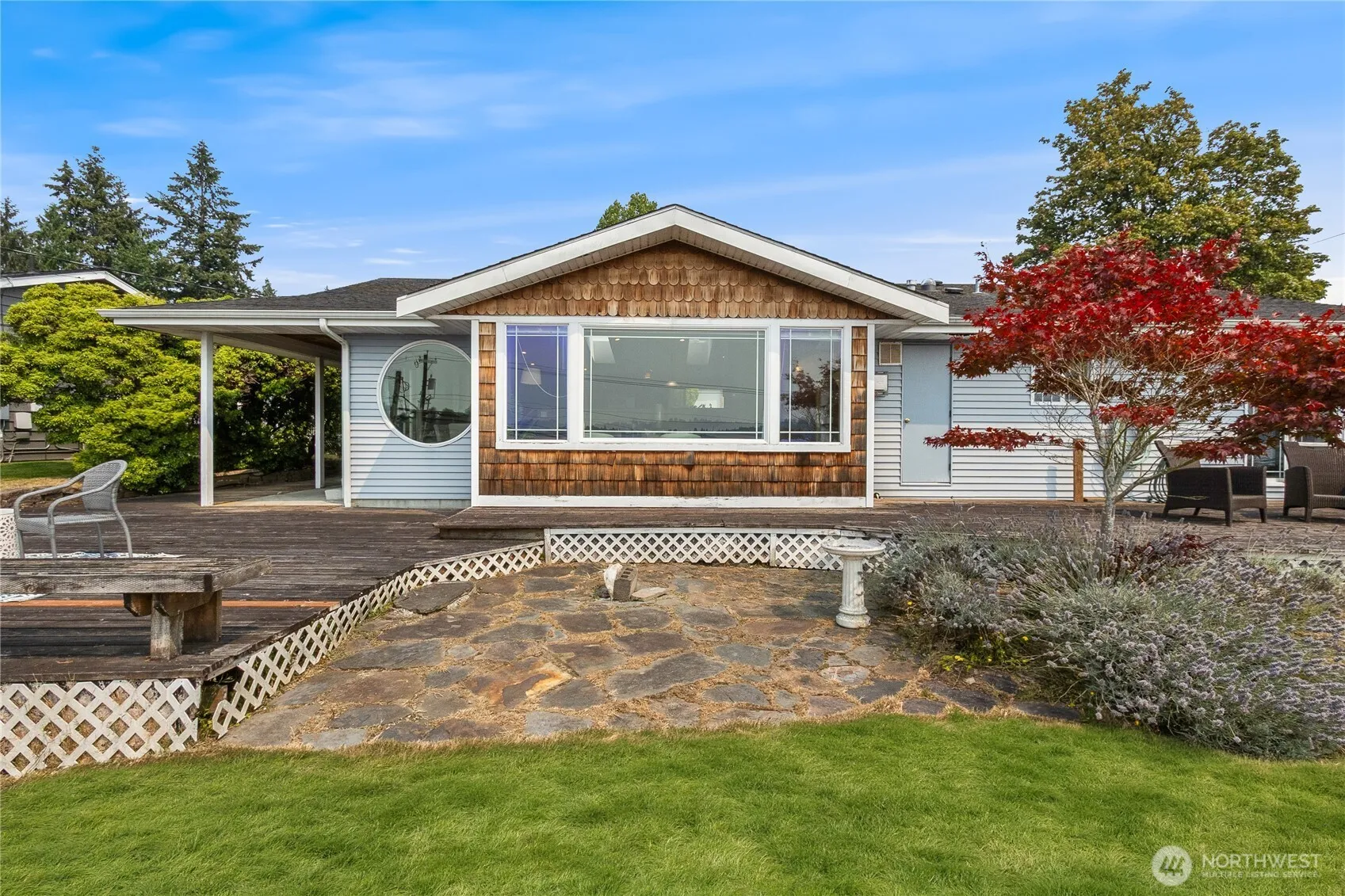 Property photo for 1201 E Lakeshore Drive, Lake Stevens photo 2