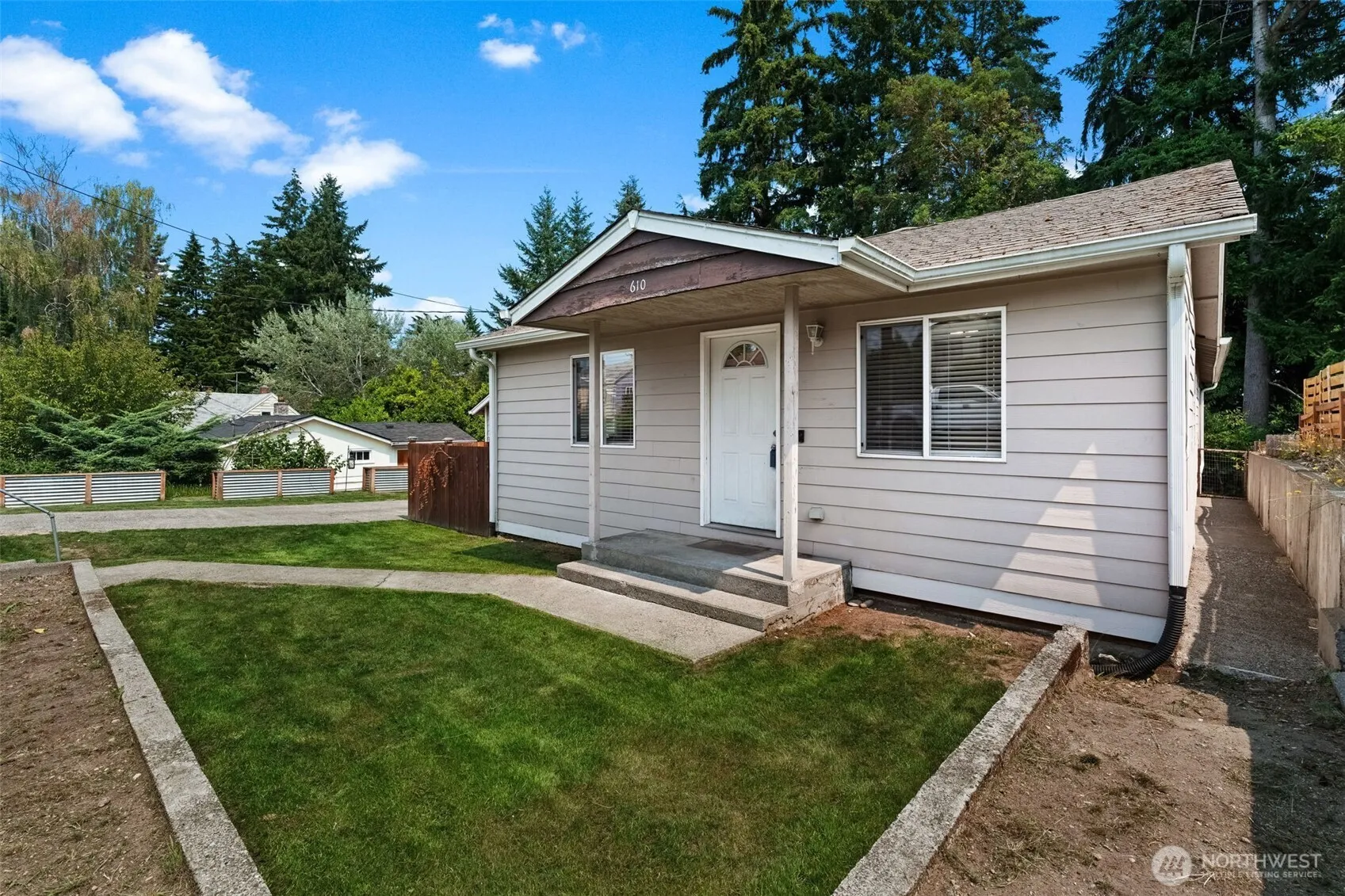 Property photo for 610 Bertha Avenue, Bremerton photo 3