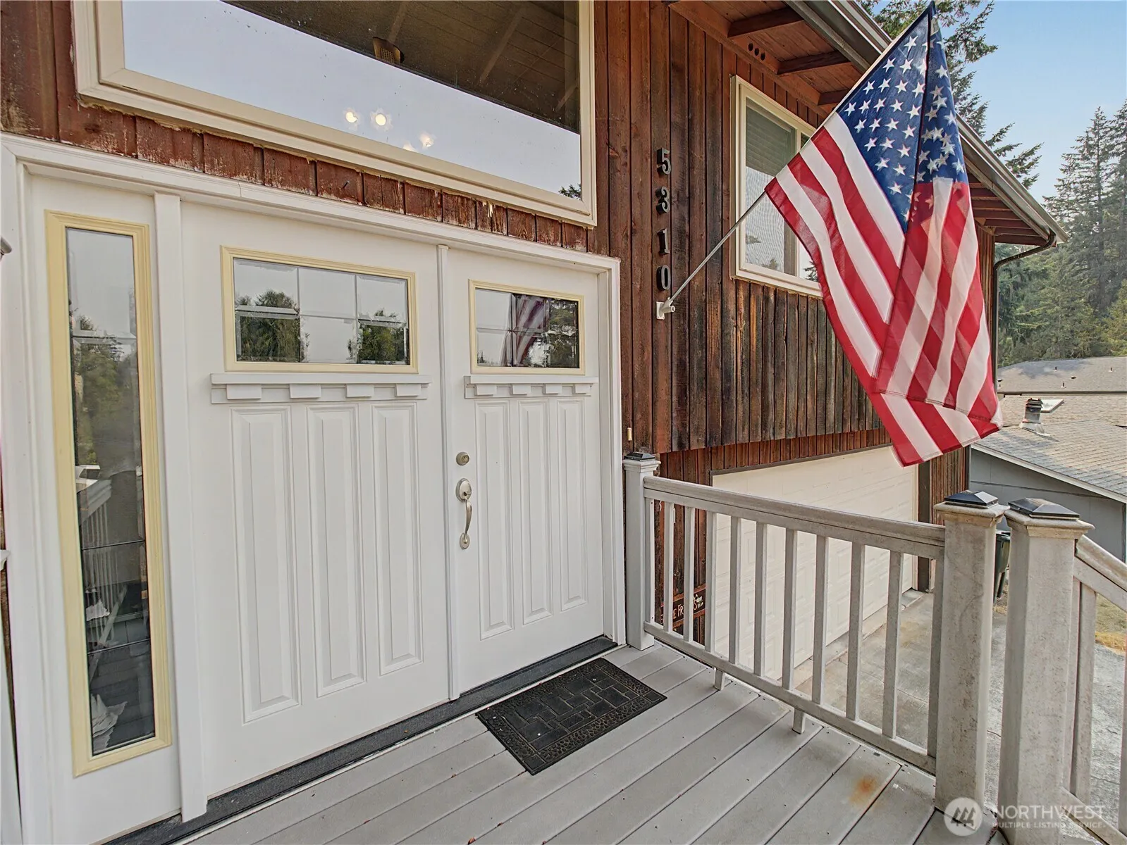 Property photo for 5310 W Tapps Drive E, Lake Tapps photo 2