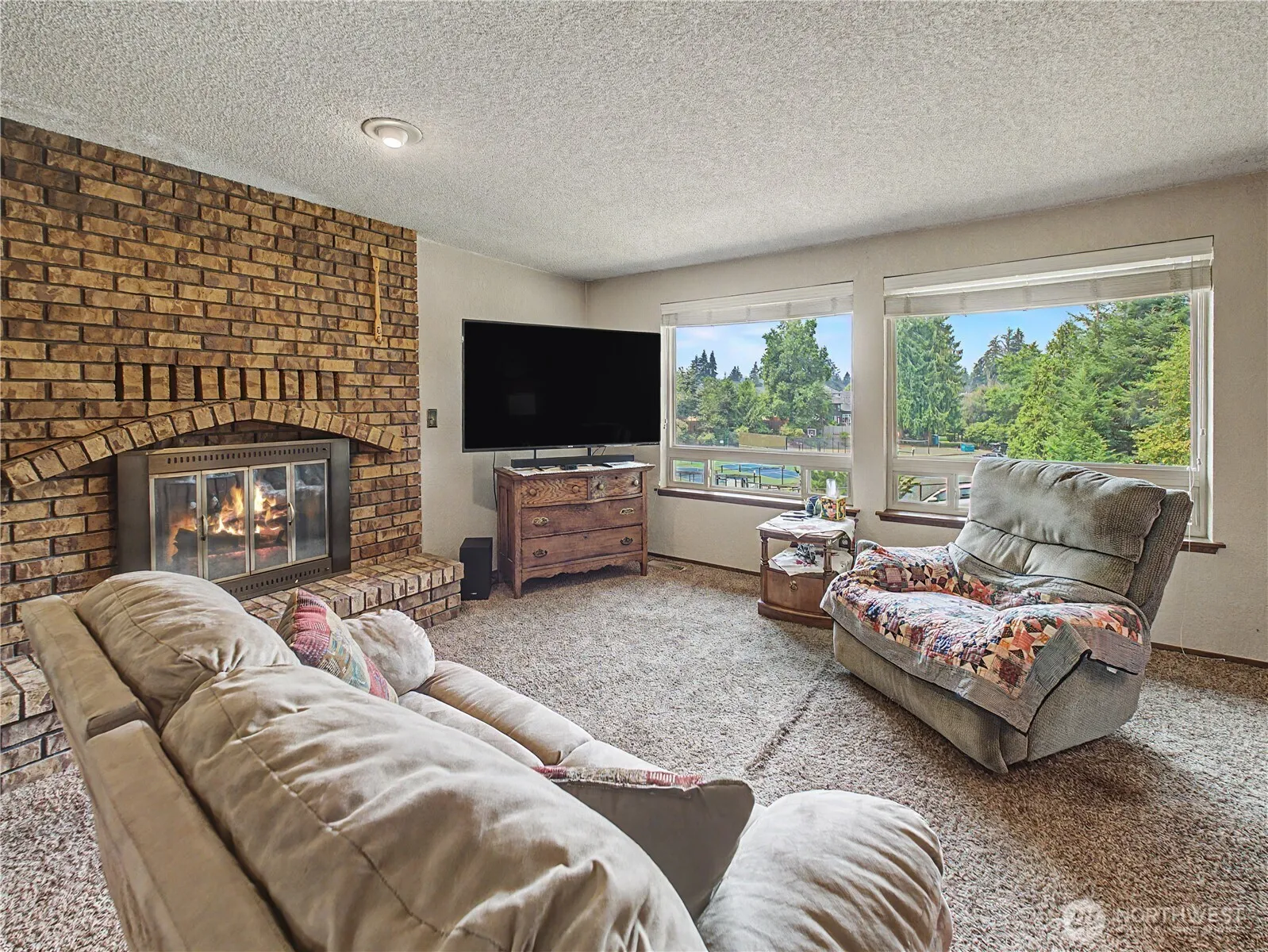 Property photo for 5310 W Tapps Drive E, Lake Tapps photo 3