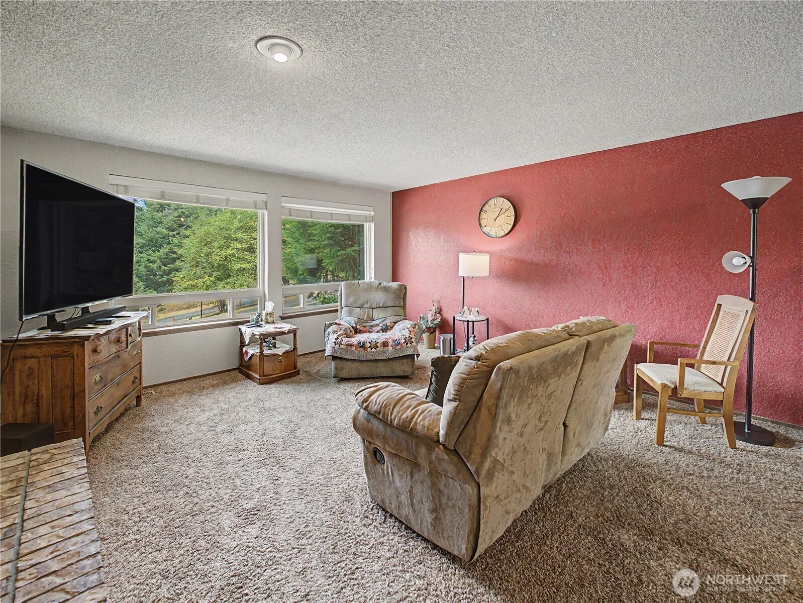 Property photo for 5310 W Tapps Drive E, Lake Tapps photo 4