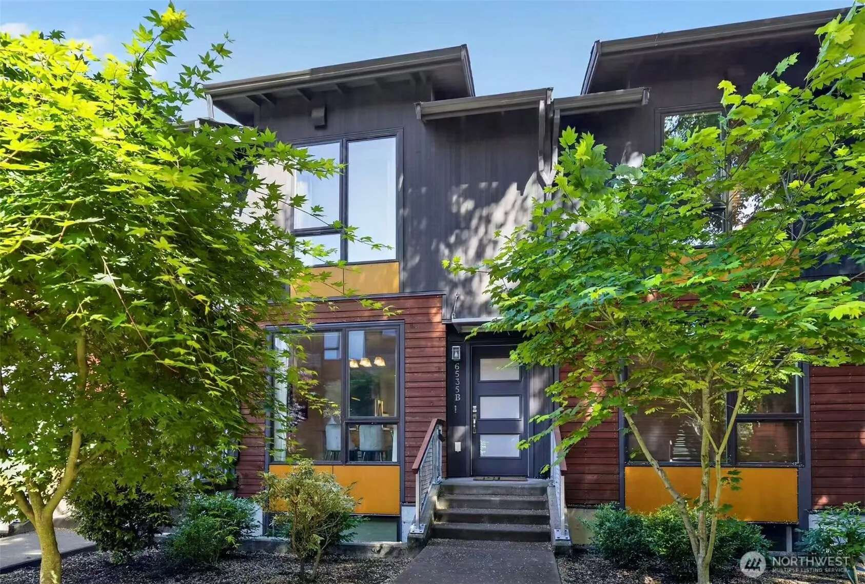 Property photo for 6535 34th Avenue Ne #b, Seattle photo 2