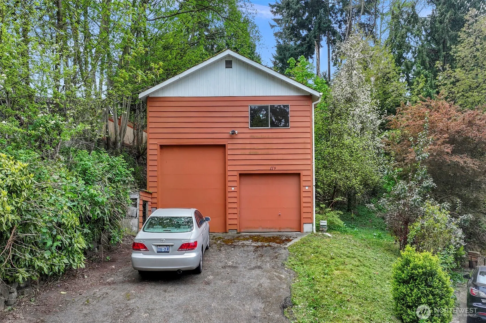 Property photo for 119 N 205th Street, Shoreline photo 4