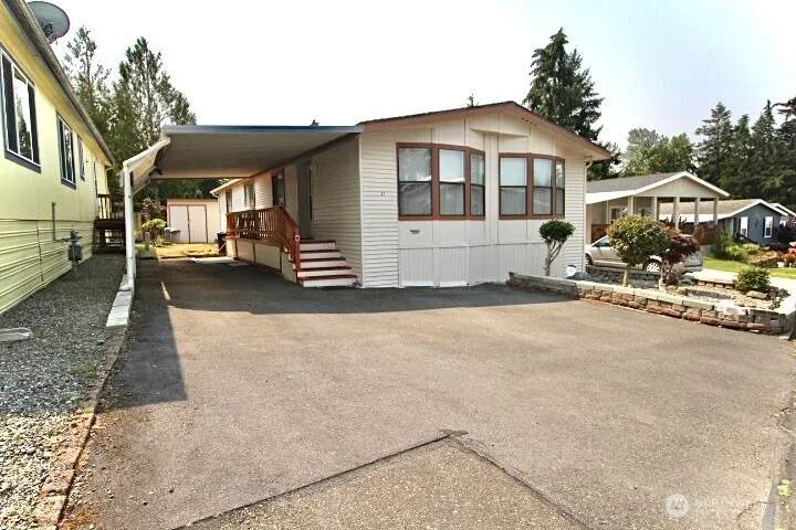 Property photo for 2101 S 324th Street #27, Federal Way photo 4