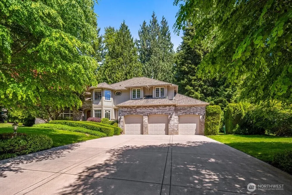 Property photo for 19710 222nd Avenue Ne, Woodinville photo 3