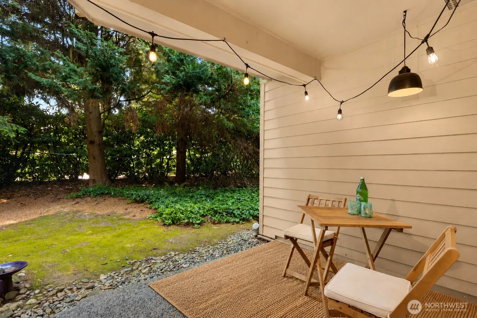 Property photo for 14651 Ne 40th Street #f5, Bellevue photo 3