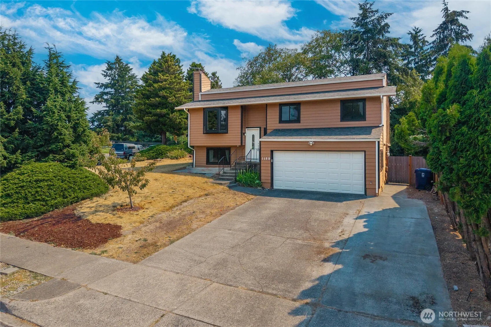 Property photo for 1159 N Vassault Street, Tacoma photo 2