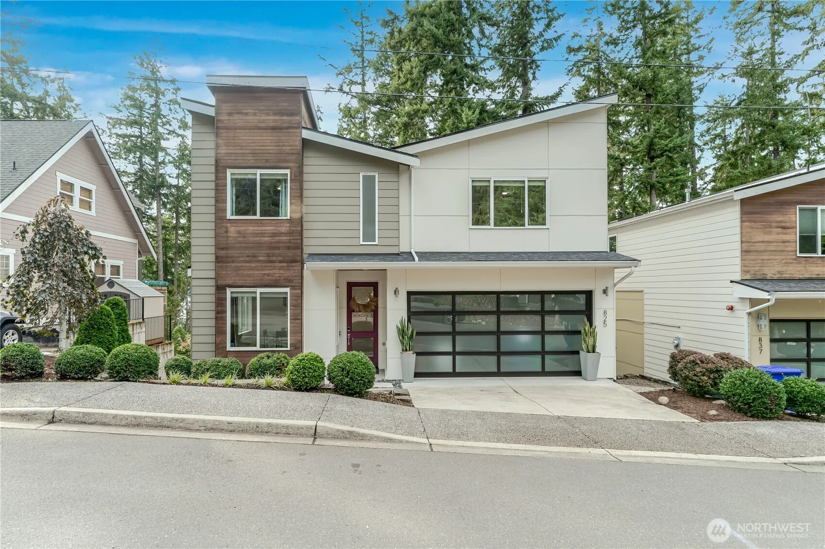 Property photo for 825 206th Avenue Ne, Sammamish