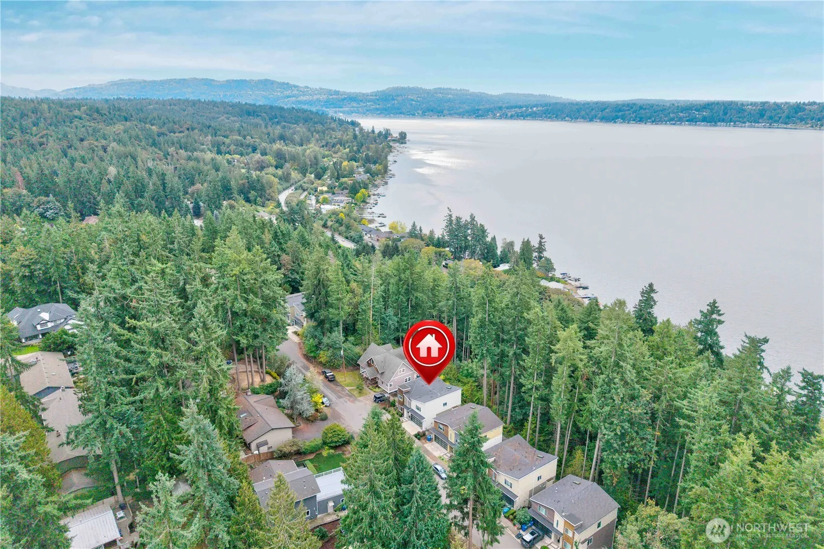 Property photo for 825 206th Avenue Ne, Sammamish photo 2