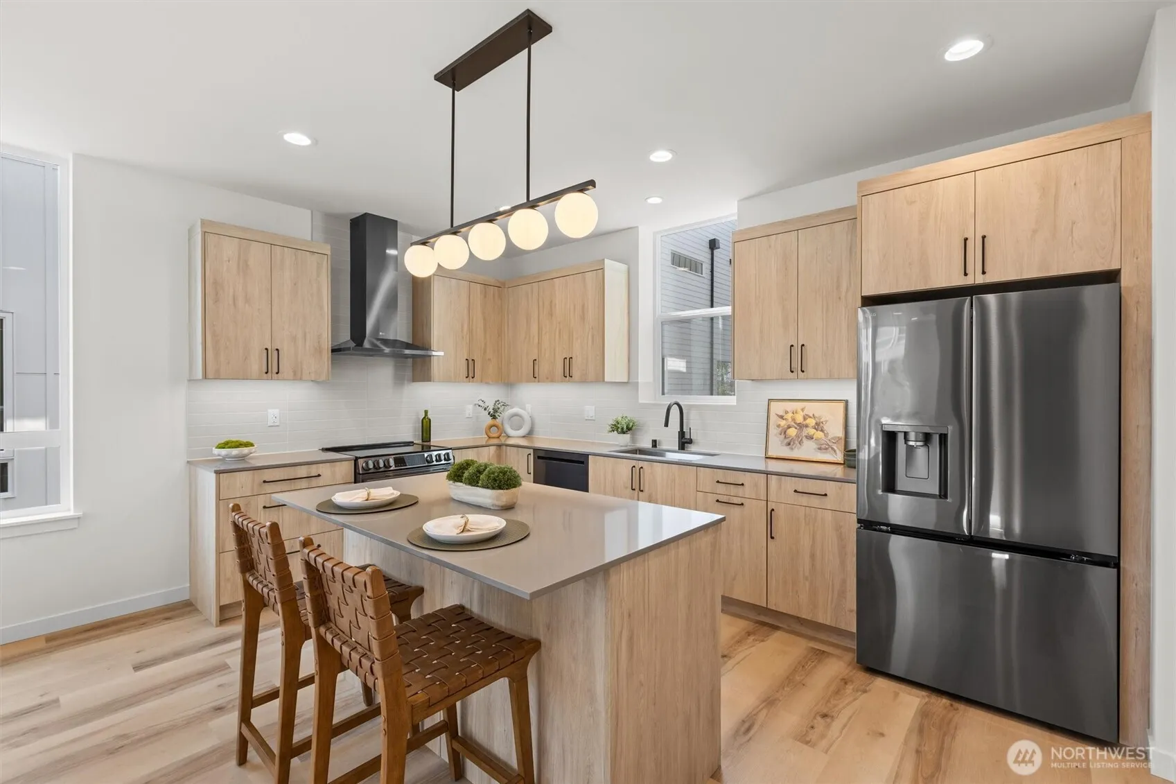 Property photo for 813 Nw 63rd St Street, Seattle photo 5