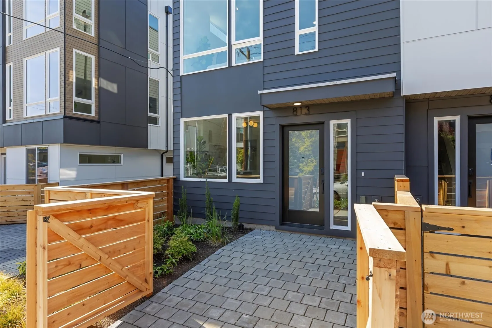 Property photo for 813 Nw 63rd St Street, Seattle photo 4