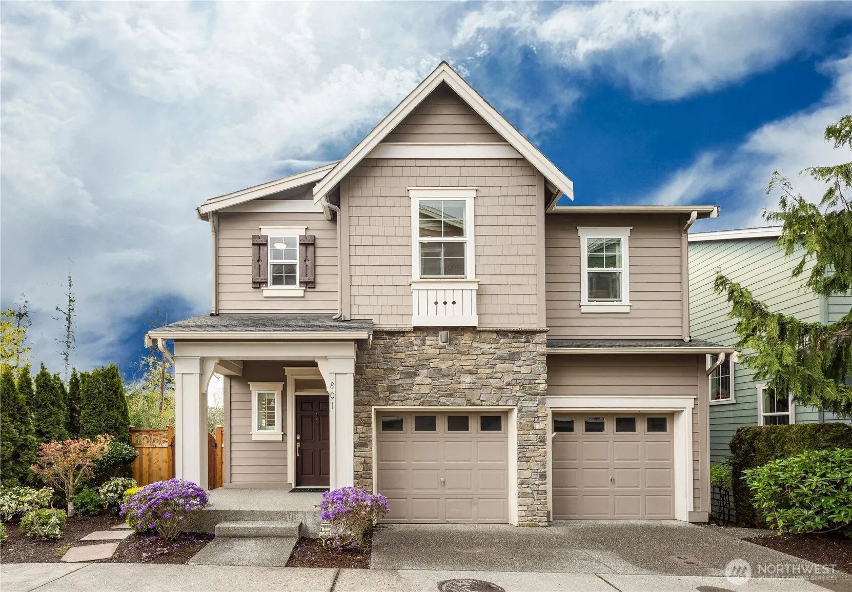 Property photo for 801 3rd Place Ne, Issaquah