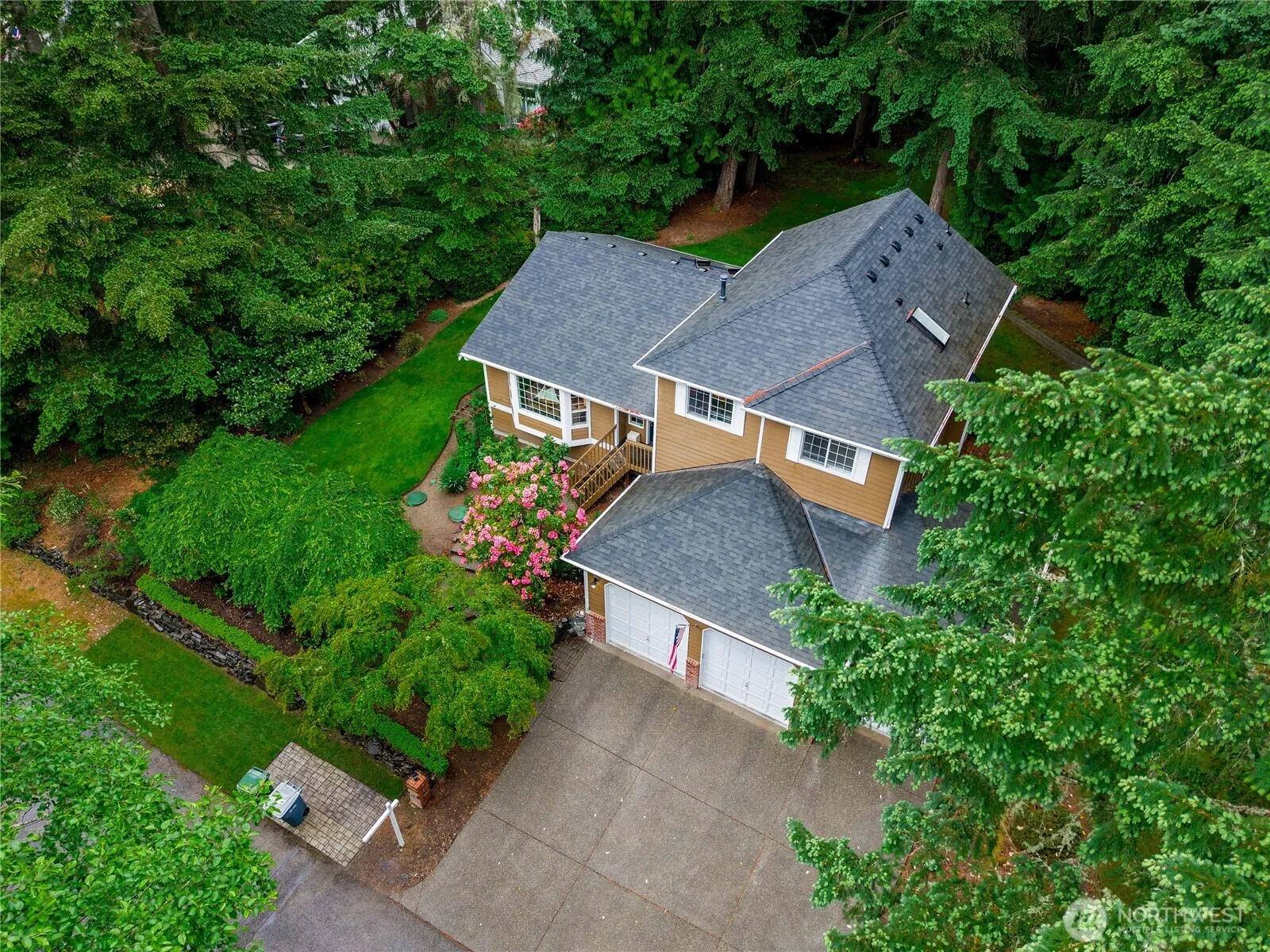 Property photo for 2010 95th Street Ct Nw, Gig Harbor