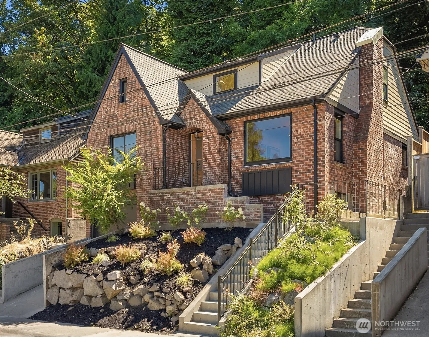 Property photo for 1919 E Eaton Place, Seattle photo 3