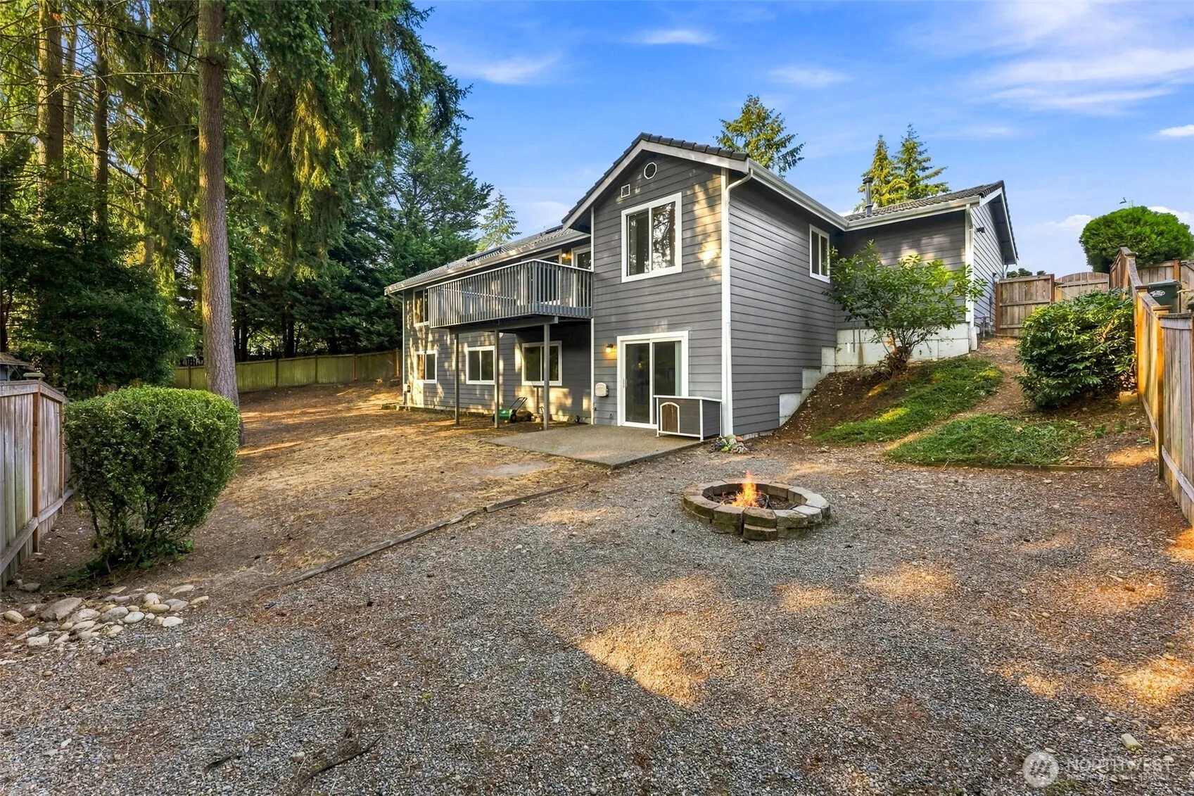 Property photo for 17222 92nd Avenue E, Puyallup photo 2