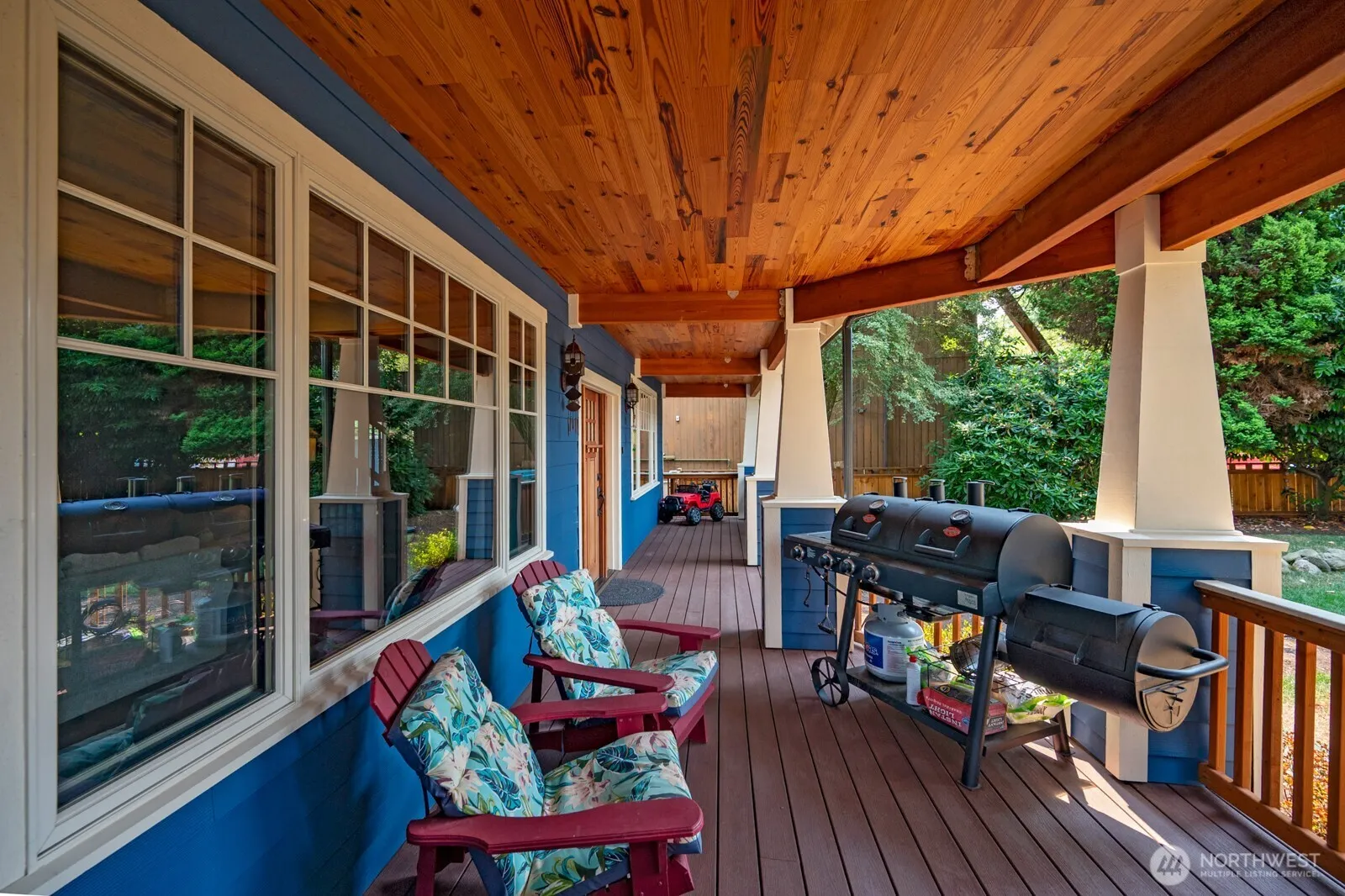 Property photo for 9556 Phinney Avenue N, Seattle photo 5