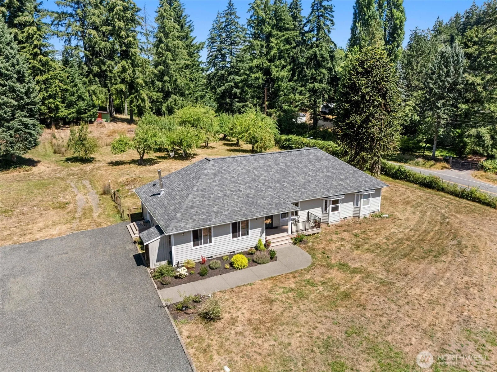 Property photo for 10135 Stedman Road Se, Olympia photo 3