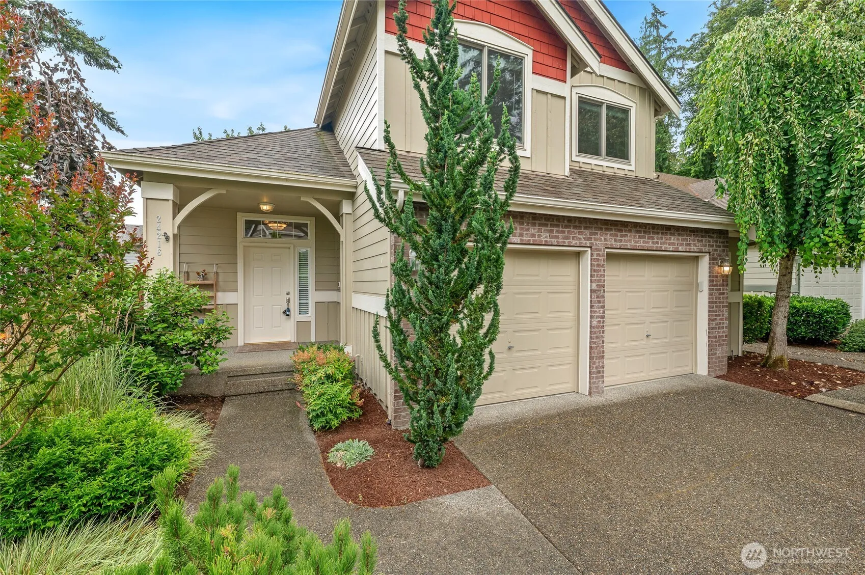Property photo for 24216 231st Avenue Se, Maple Valley photo 2