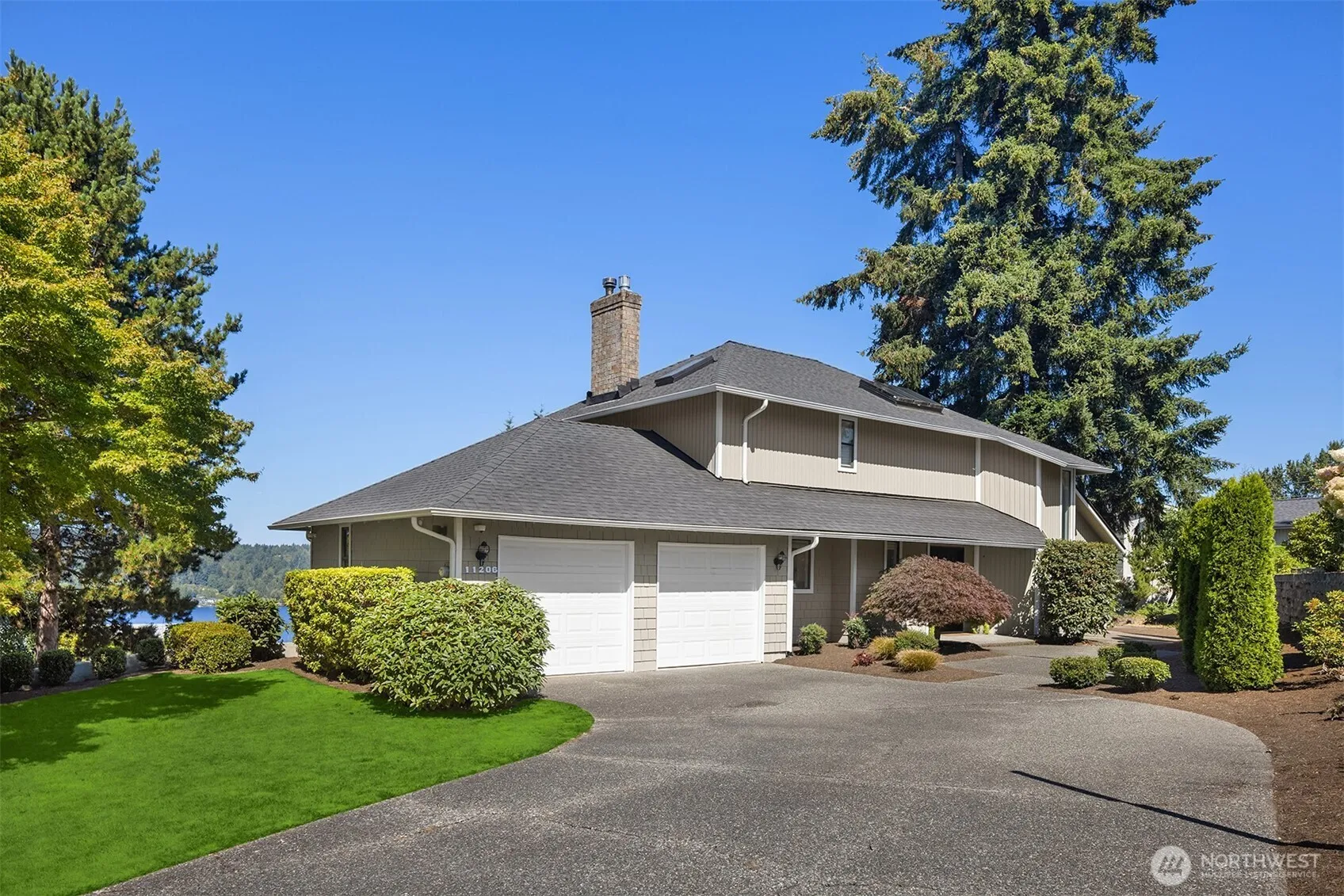 Property photo for 11206 Se 77th Place, Newcastle