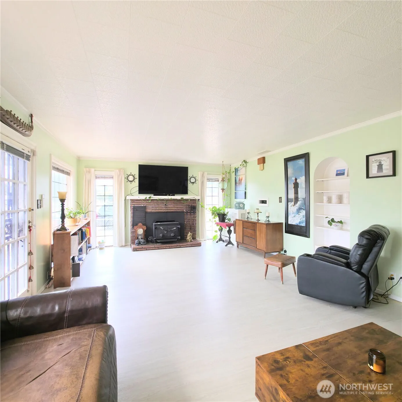Property photo for 723 5th Avenue Nw, Puyallup photo 3