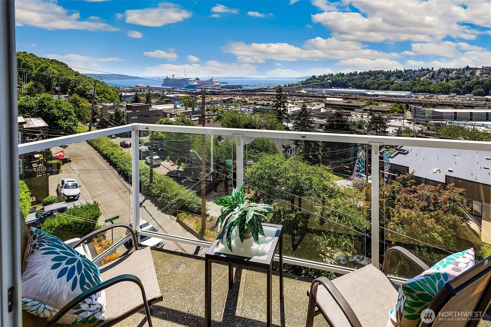 Property photo for 2221 Gilman Drive W #303, Seattle