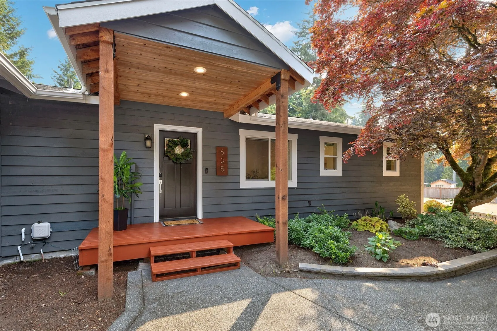 Property photo for 635 Ne Stenman Lane, Poulsbo photo 3