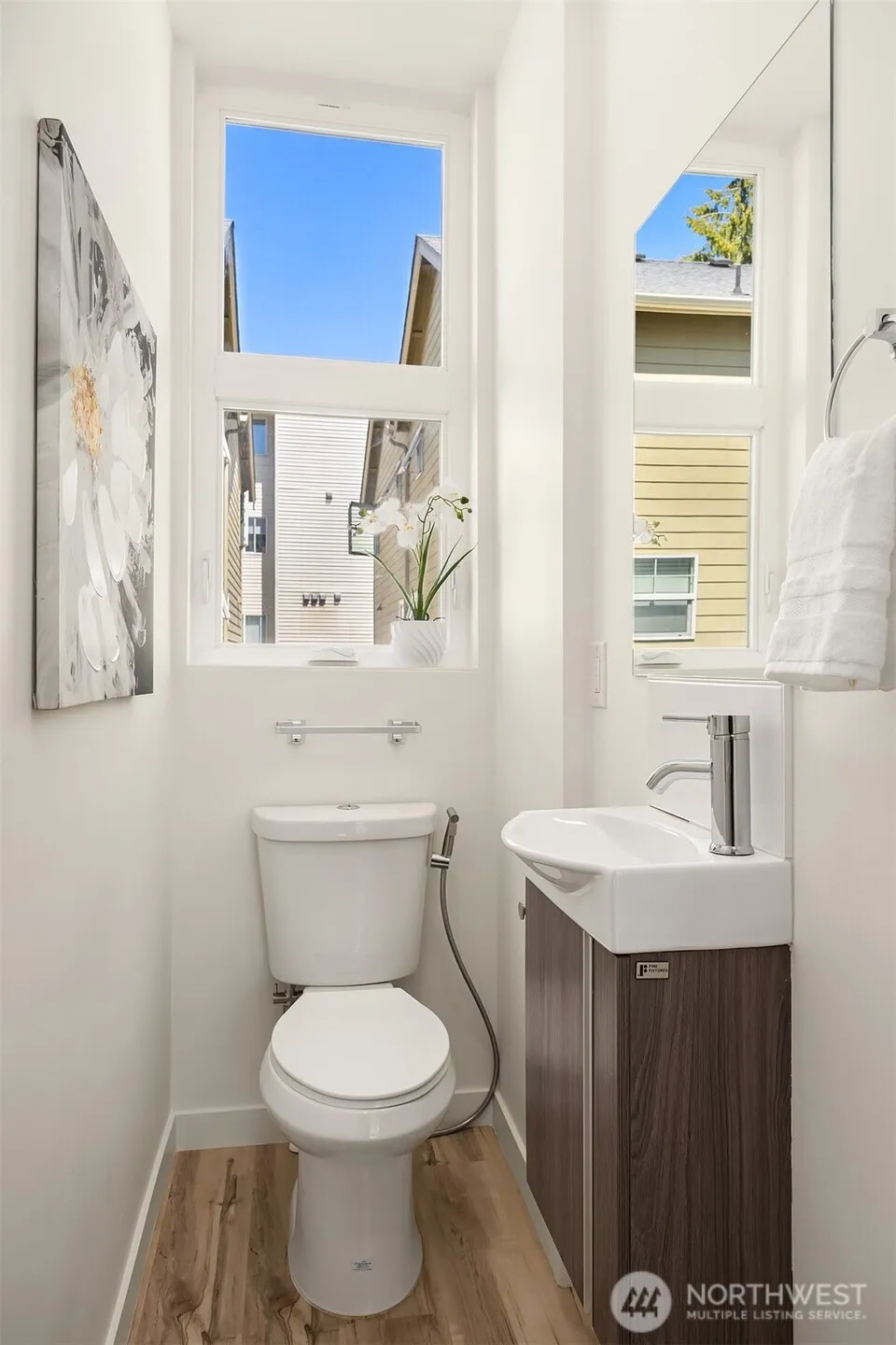 Property photo for 1404 N 95th Street, Seattle photo 5