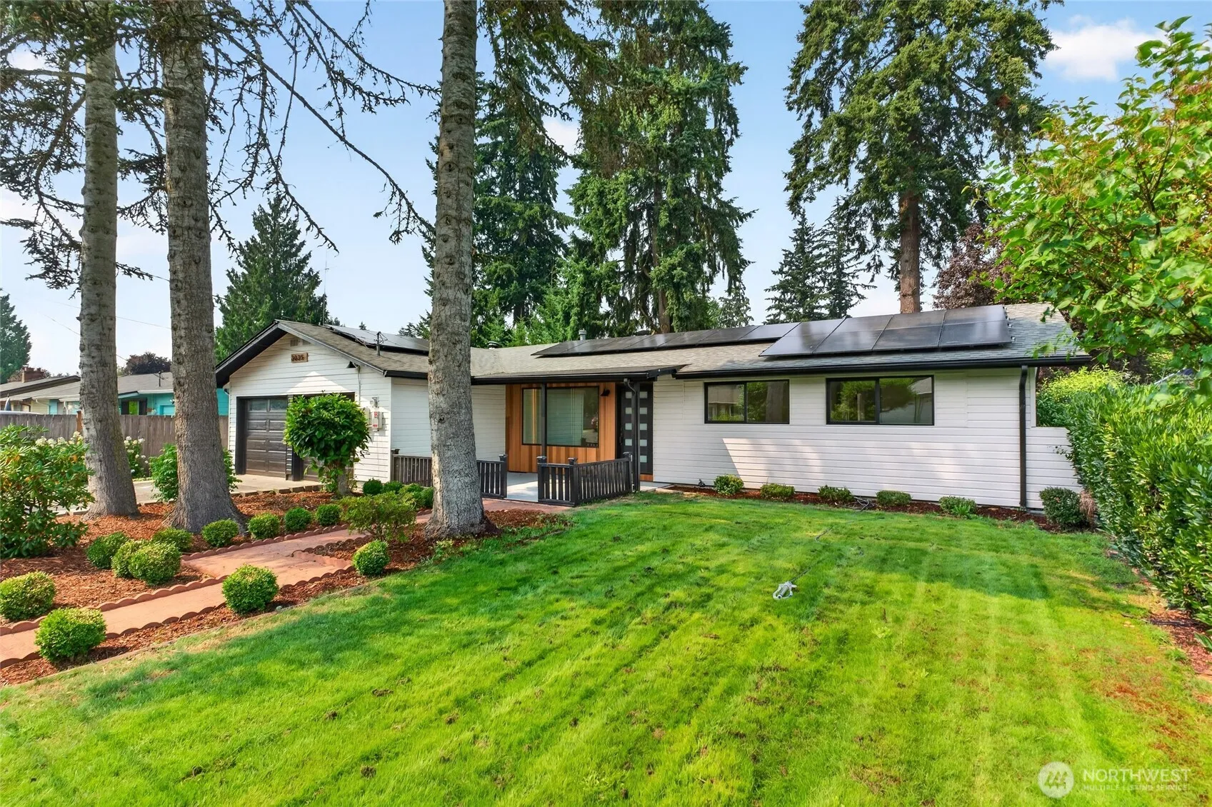 Property photo for 3035 18th Street Se, Auburn photo 4