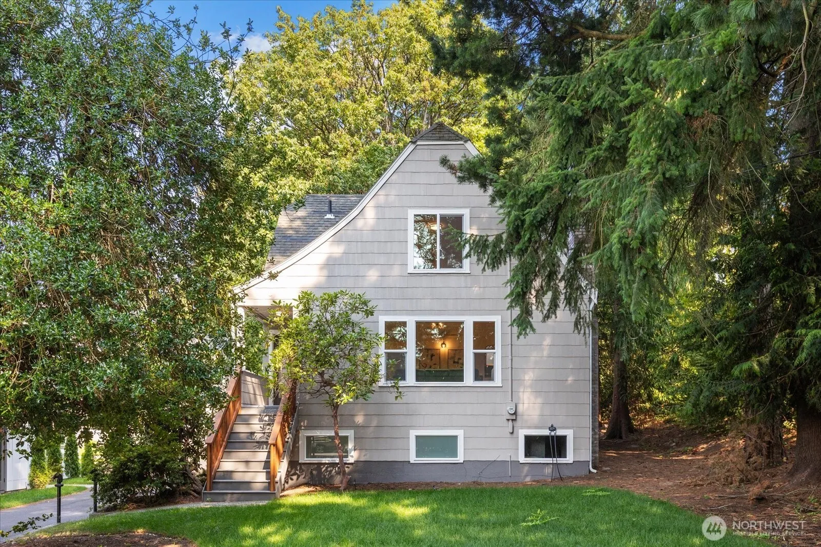 Property photo for 10322 Ashworth Avenue N, Seattle