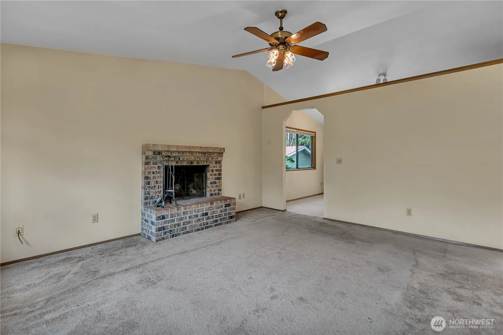 Property photo for 2322 S 357th Street, Federal Way photo 4
