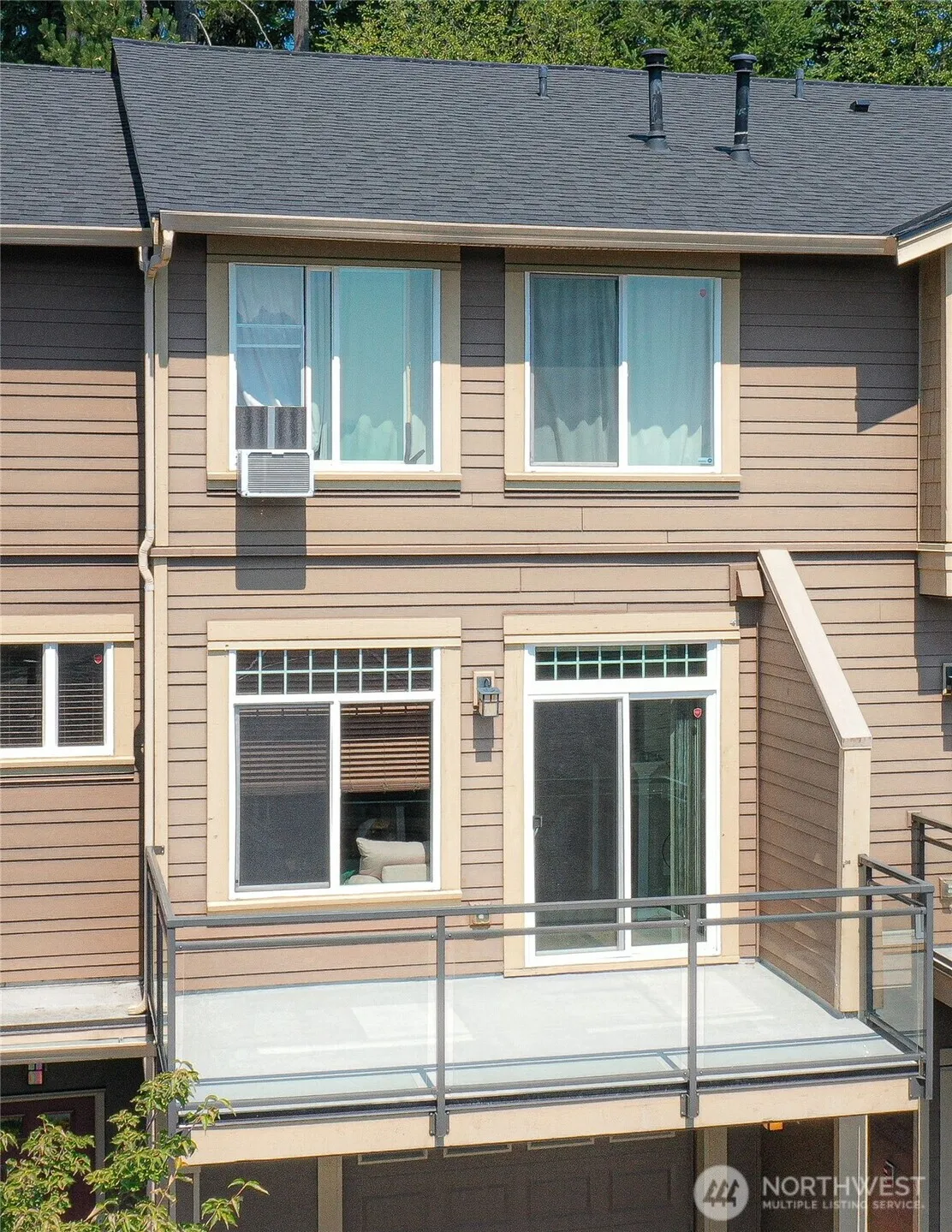 Property photo for 23300 Se Black Nugget Road #h2, Issaquah photo 3