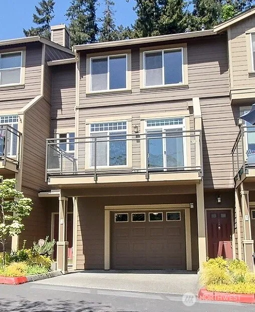 Property photo for 23300 Se Black Nugget Road #h2, Issaquah photo 2