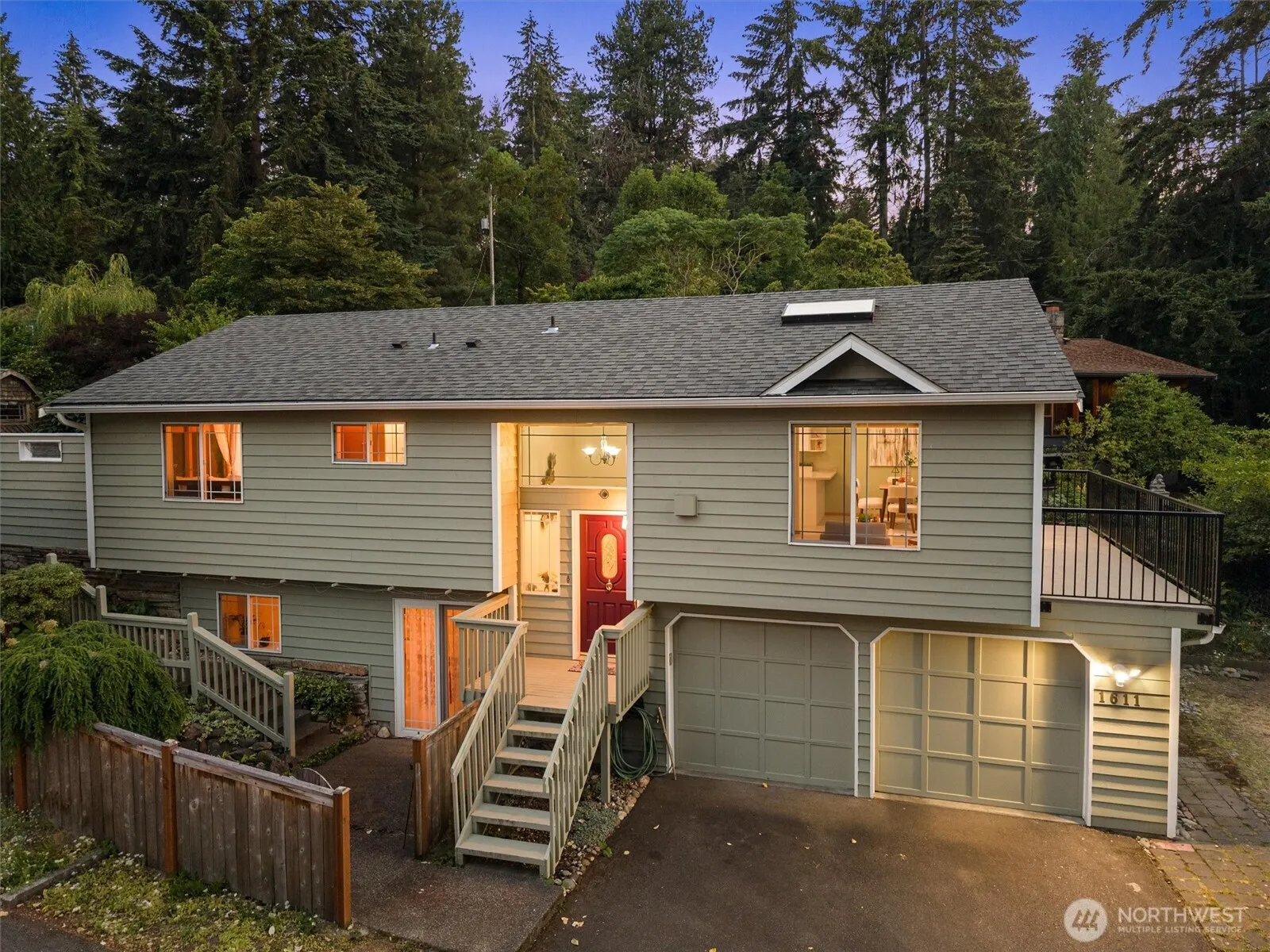 Property photo for 1611 Ne Perkins, Shoreline