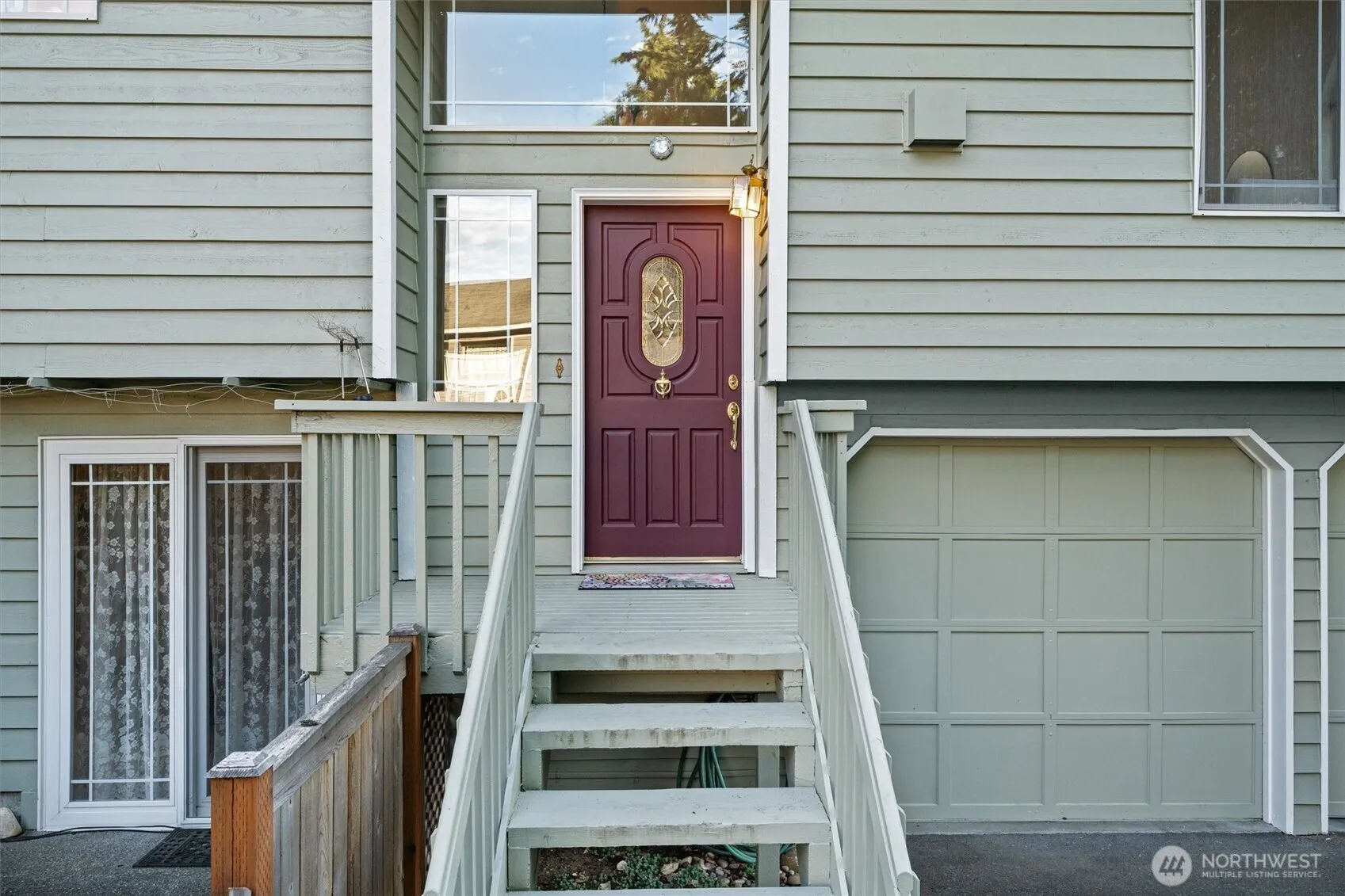 Property photo for 1611 Ne Perkins, Shoreline photo 4