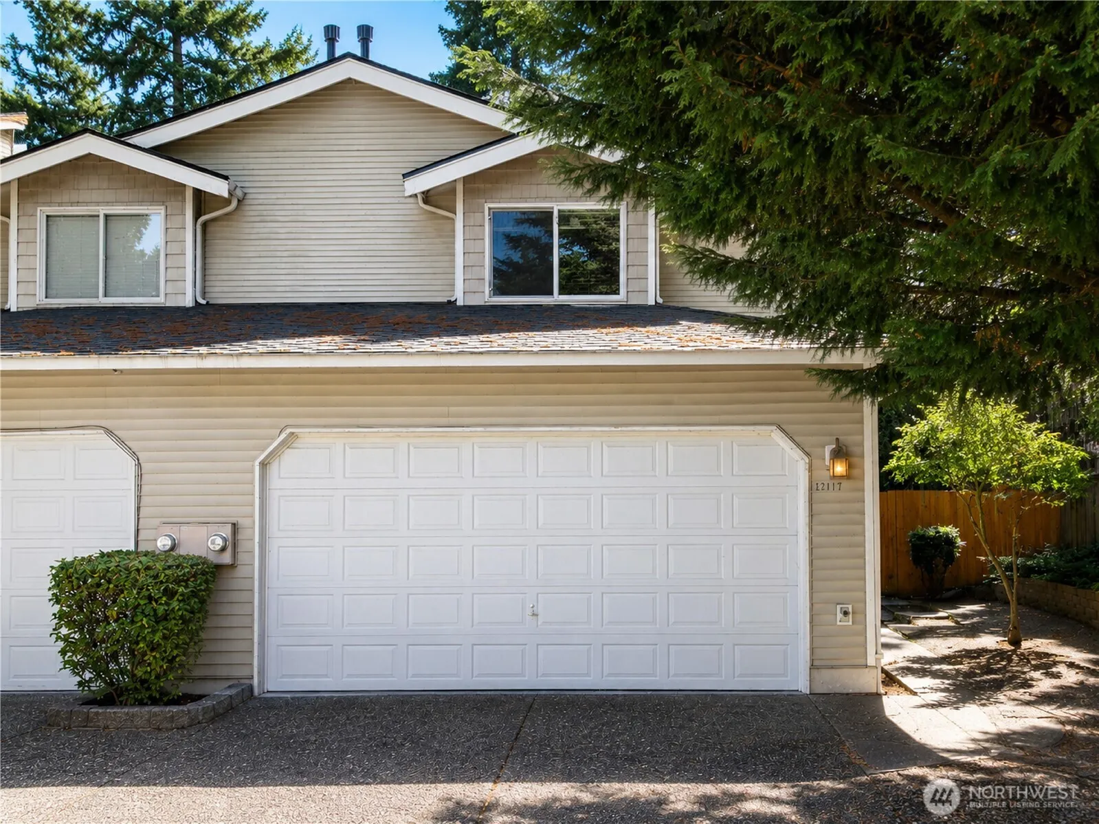 Property photo for 12117 W 15th Avenue, Everett