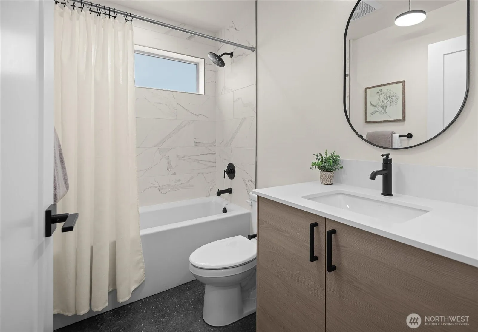 Property photo for 10326 Ashworth Avenue N, Seattle photo 5