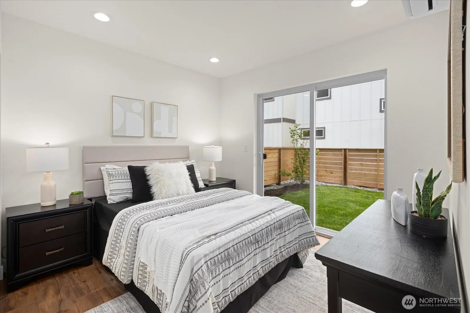 Property photo for 10326 Ashworth Avenue N, Seattle photo 3
