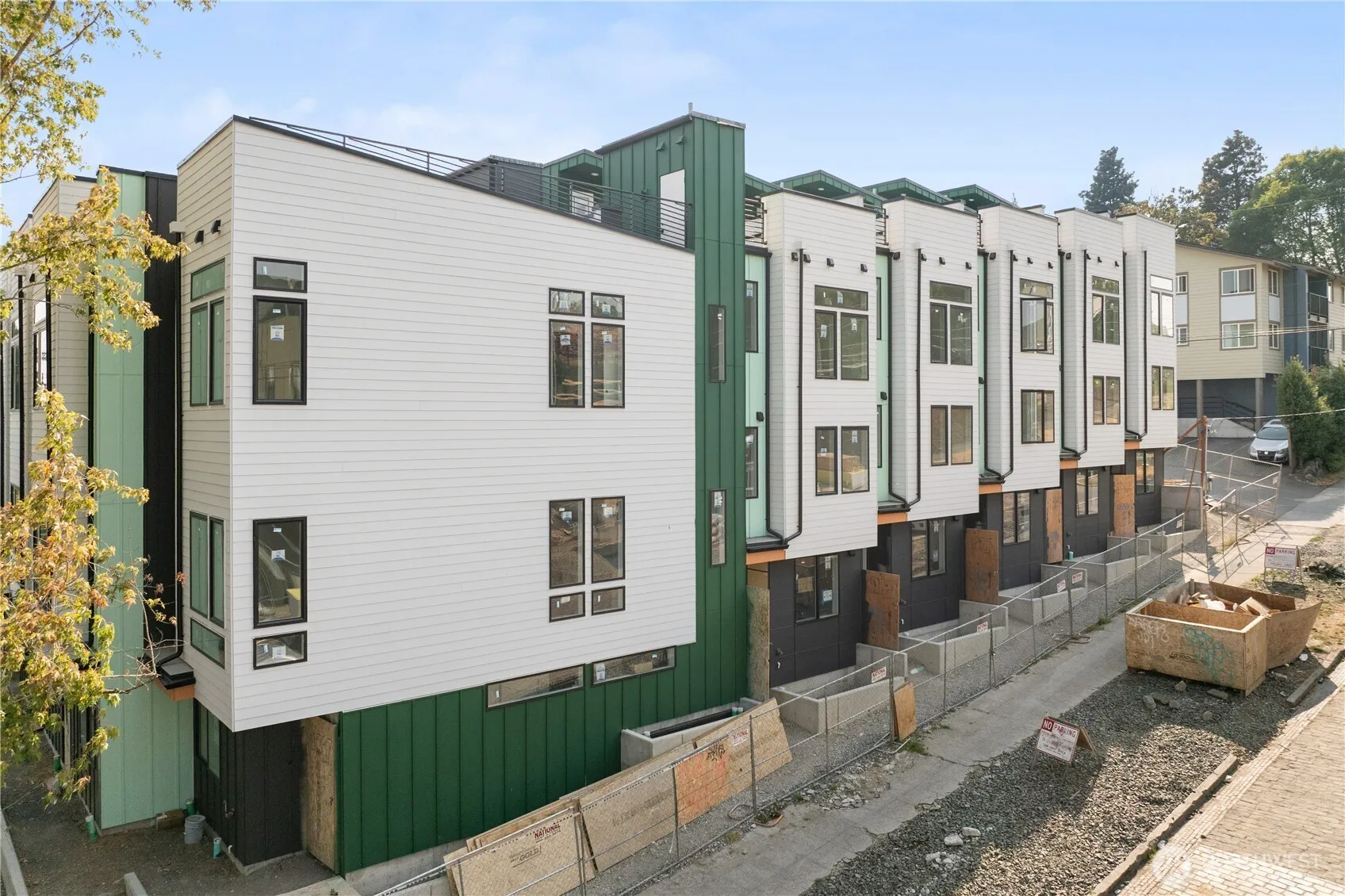 Property photo for 1825 E Pine Street, Seattle photo 2