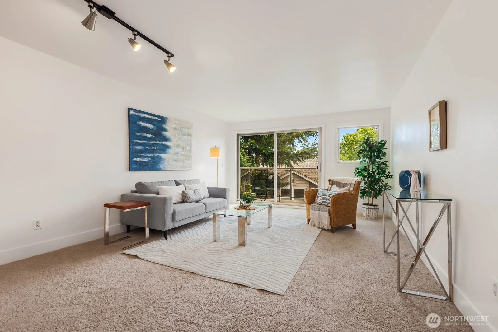 Property photo for 8503 Bowdoin Way #201, Edmonds photo 2