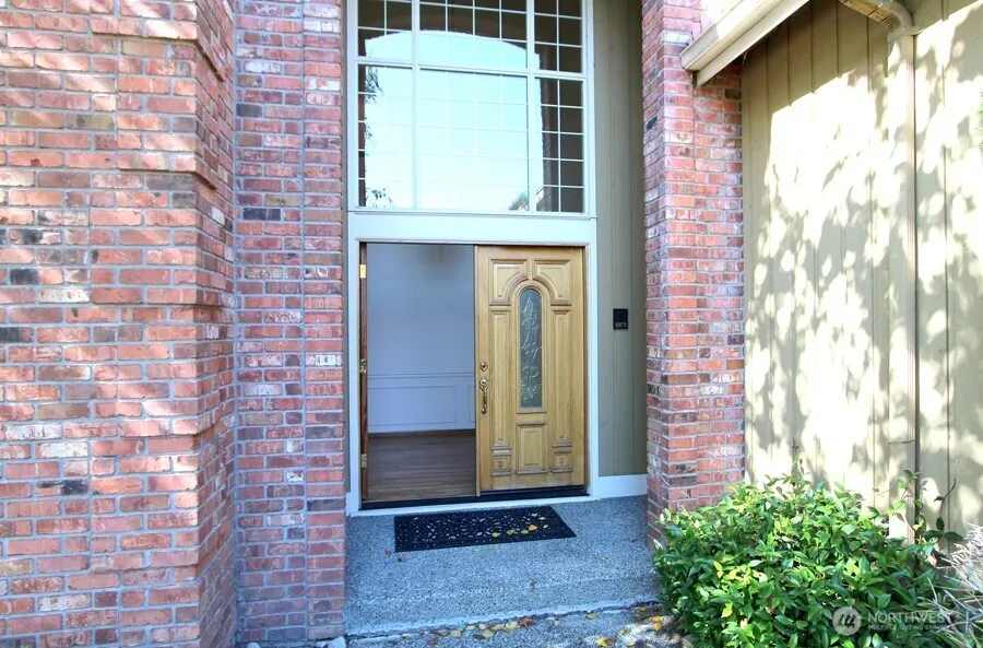 Property photo for 7795 80th Place Se, Mercer Island photo 5