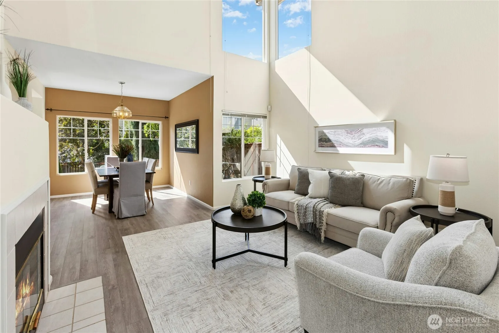 Property photo for 25211 Se 43rd Way, Sammamish photo 2
