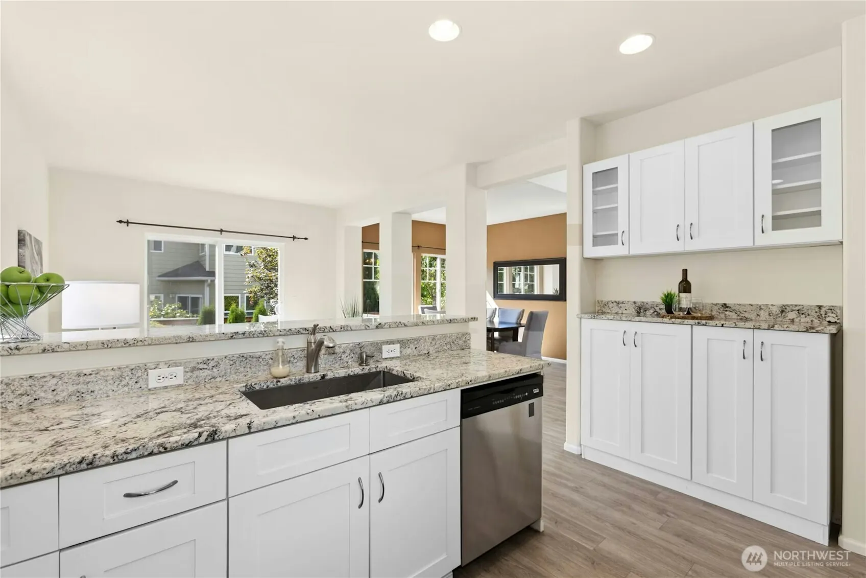 Property photo for 25211 Se 43rd Way, Sammamish photo 5
