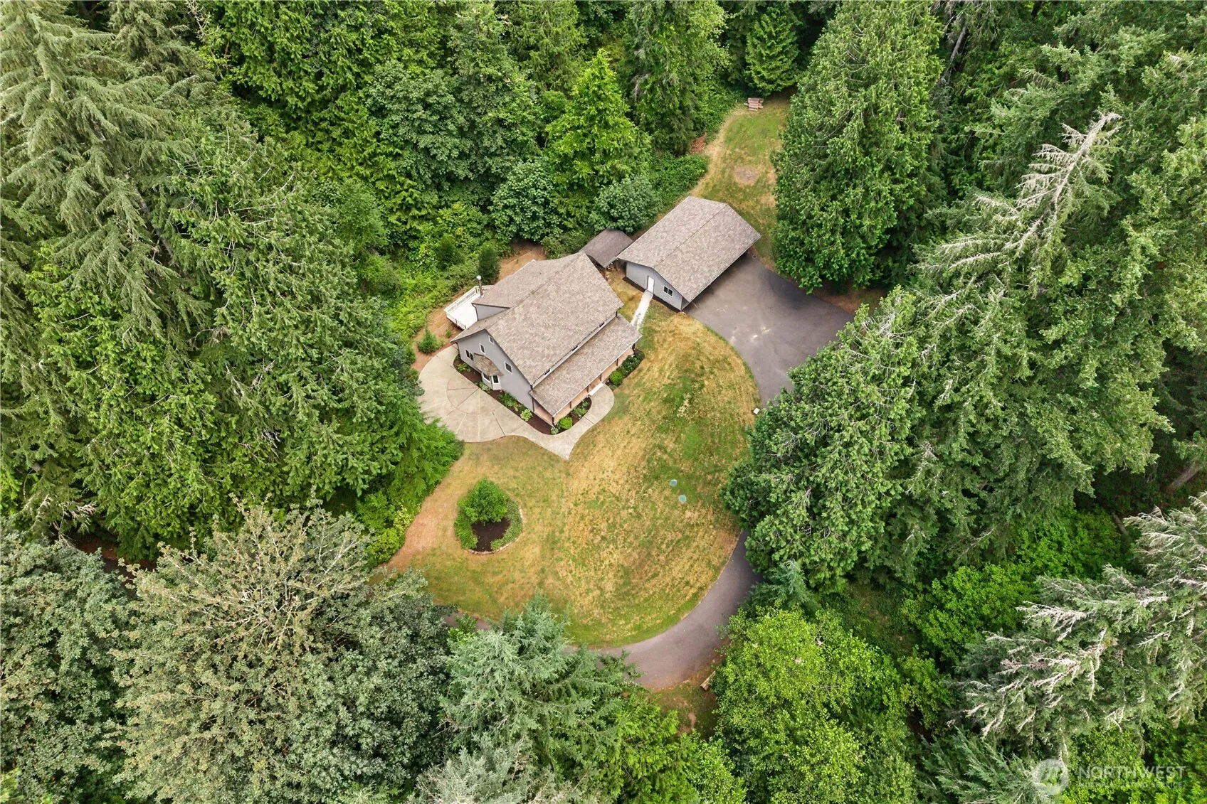 Property photo for 17432 Issaquah Hobart Road Se, Issaquah photo 3