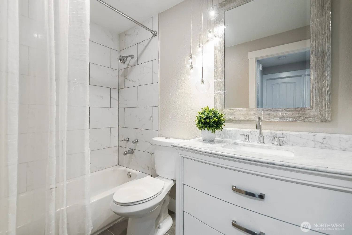 Property photo for 1014 S 312th Street #433, Federal Way photo 5