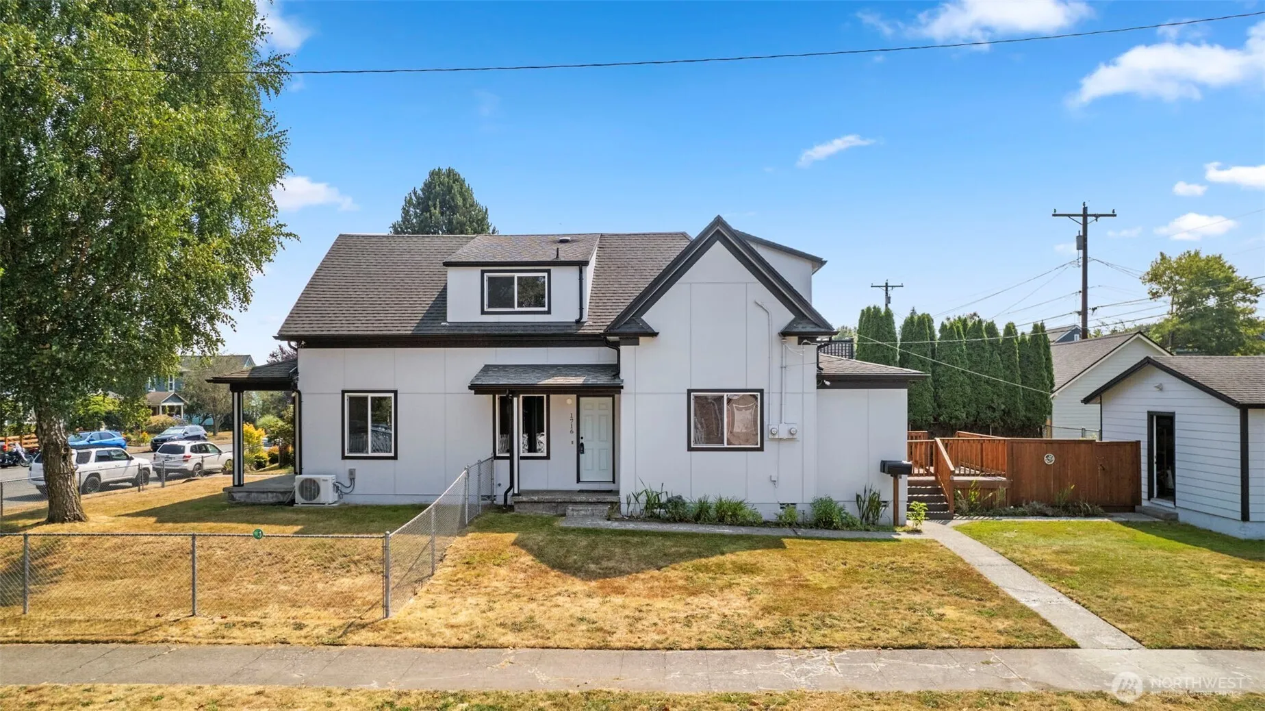 Property photo for 2104 Rockefeller Avenue #1716, Everett photo 3