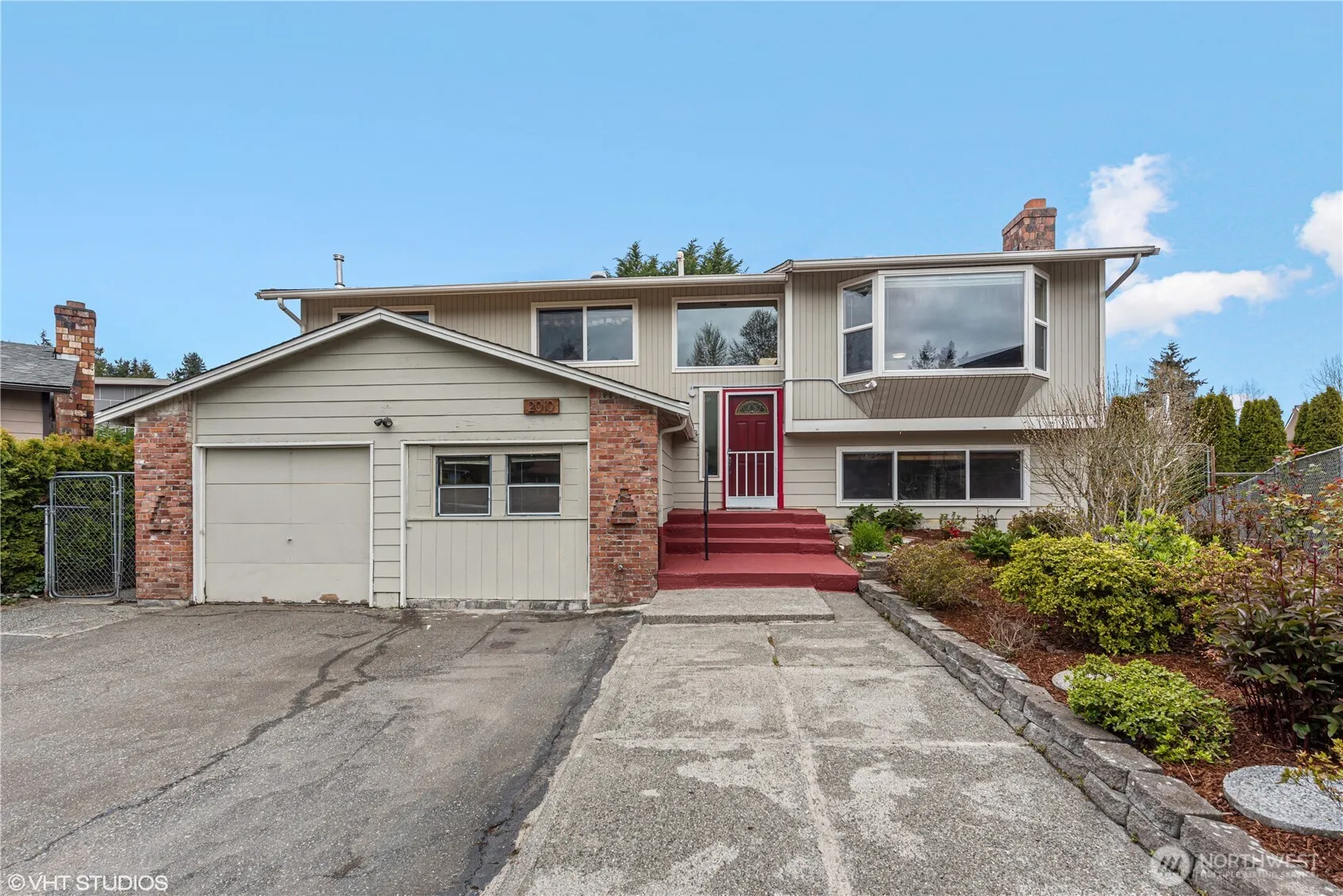 Property photo for 2010 N 153rd Street, Shoreline